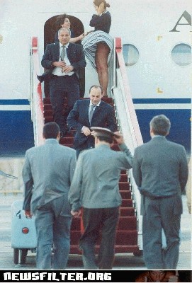 lektuvas_stiuardese.jpg