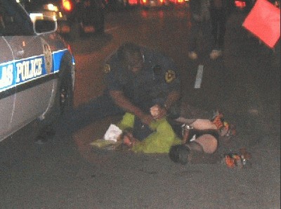 girl_arrest_02.jpg