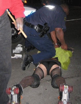 girl_arrest_03.jpg