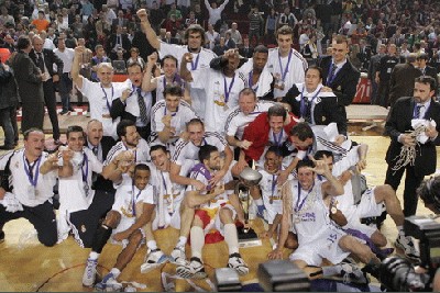 ULEB taurės čempionai - Real krepšininkai.jpg