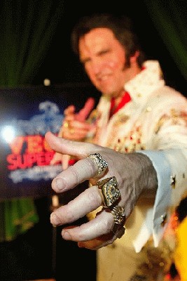elvis-neil-j-duncan1-300.jpg