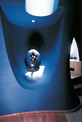 pierre_cardin_burbulinis_namas_06.jpg