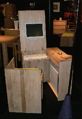 mti_impex_cube_desk_stalas_kompiuteriui_1.jpg