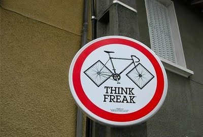 unusual-road-signs-21.jpg